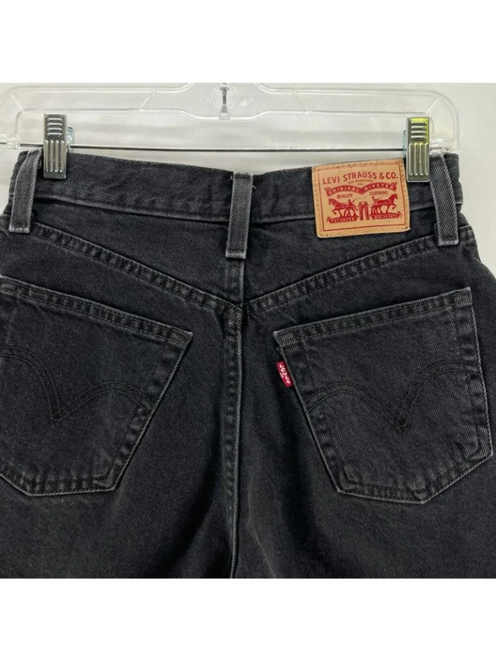 Levi's High Waisted Mom Shorts Womens 25 Denim High Rise Zipper Fly Washed Black